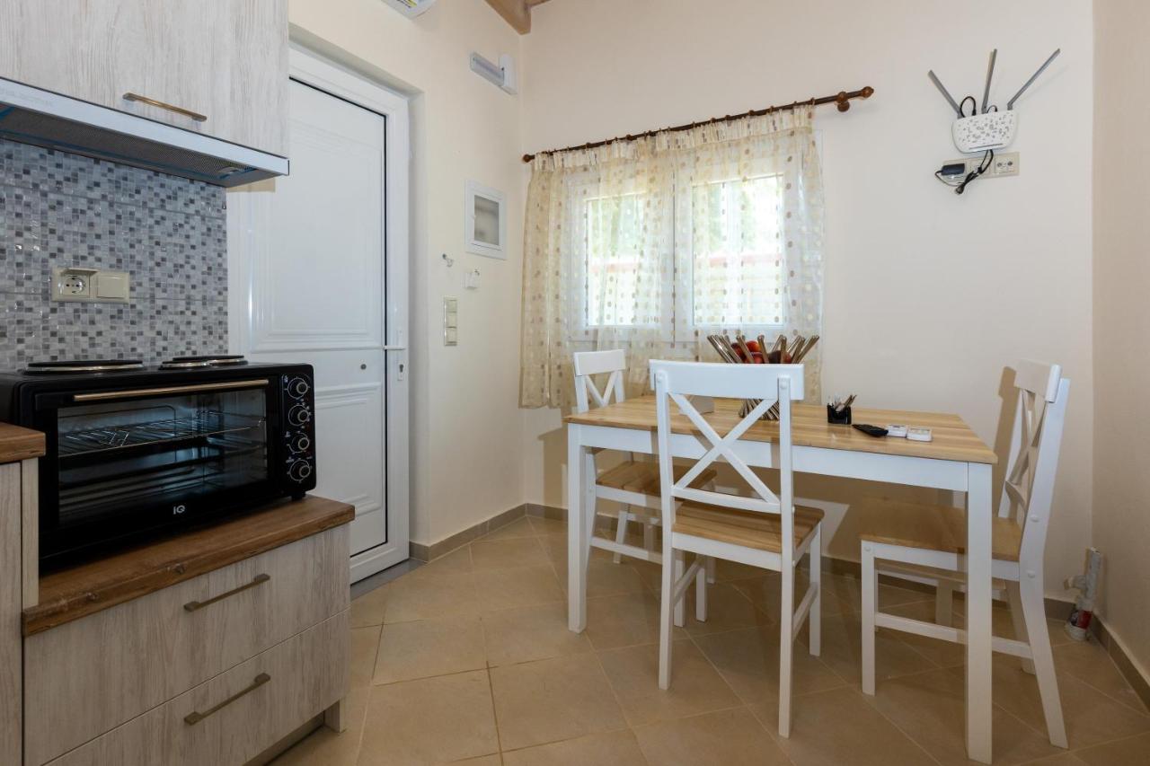 Messinian Monte E Mare Villa Kalamata Exterior photo