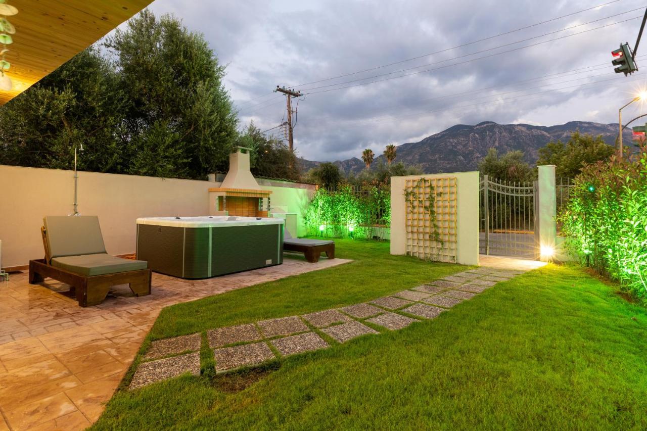 Messinian Monte E Mare Villa Kalamata Exterior photo